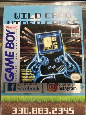 Nintendo Gameboy Classic Handheld Console (Complete in Box) Very Nice Condition!