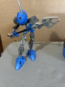 Vintage LEGO Bionicle 8590 Rahkshi Guurahk with original cannister! No Manual