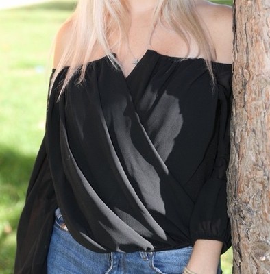 Windsor Black Wrap Crop Top   Size Large   Flowy Long Sleeve