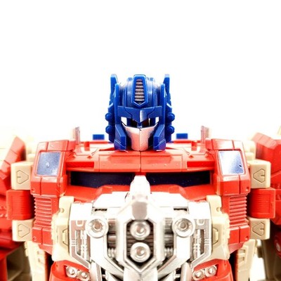 Transformers Generations Titans Return Leader Class Powermaster