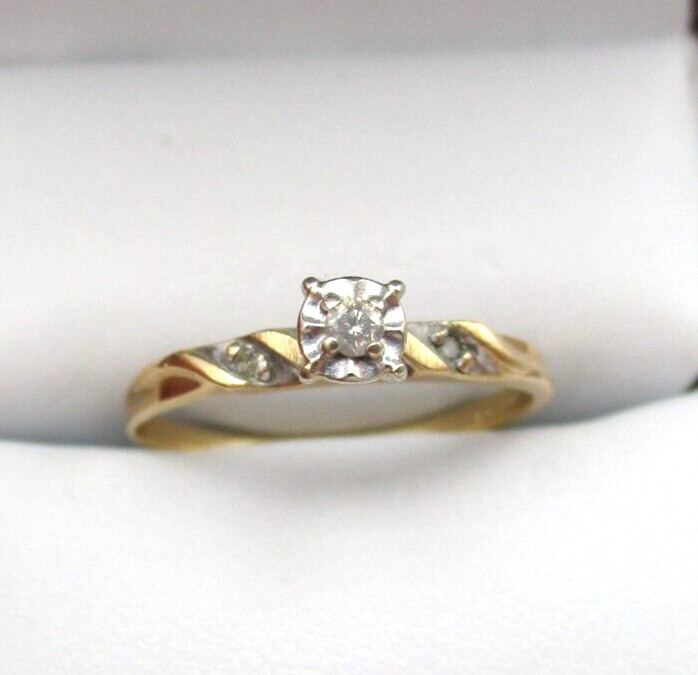 10K Yellow Gold Diamond Engagement Ring Sie 6.5 [R313]