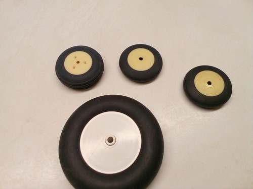 Vintage Wheels for RC Airplanes - Picture 7 of 9