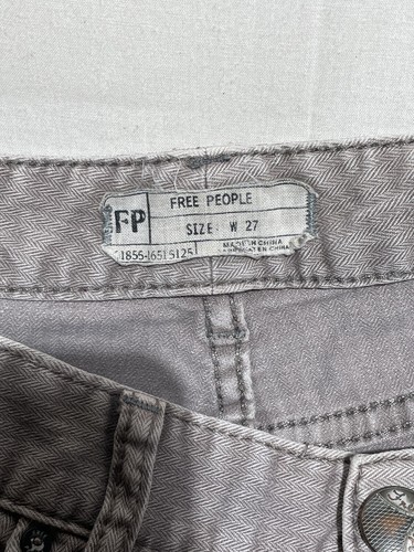 FREE People Women’s Low-Rise Straight Fit denim Jeans Size 27 (30x27) - Picture 10 of 10