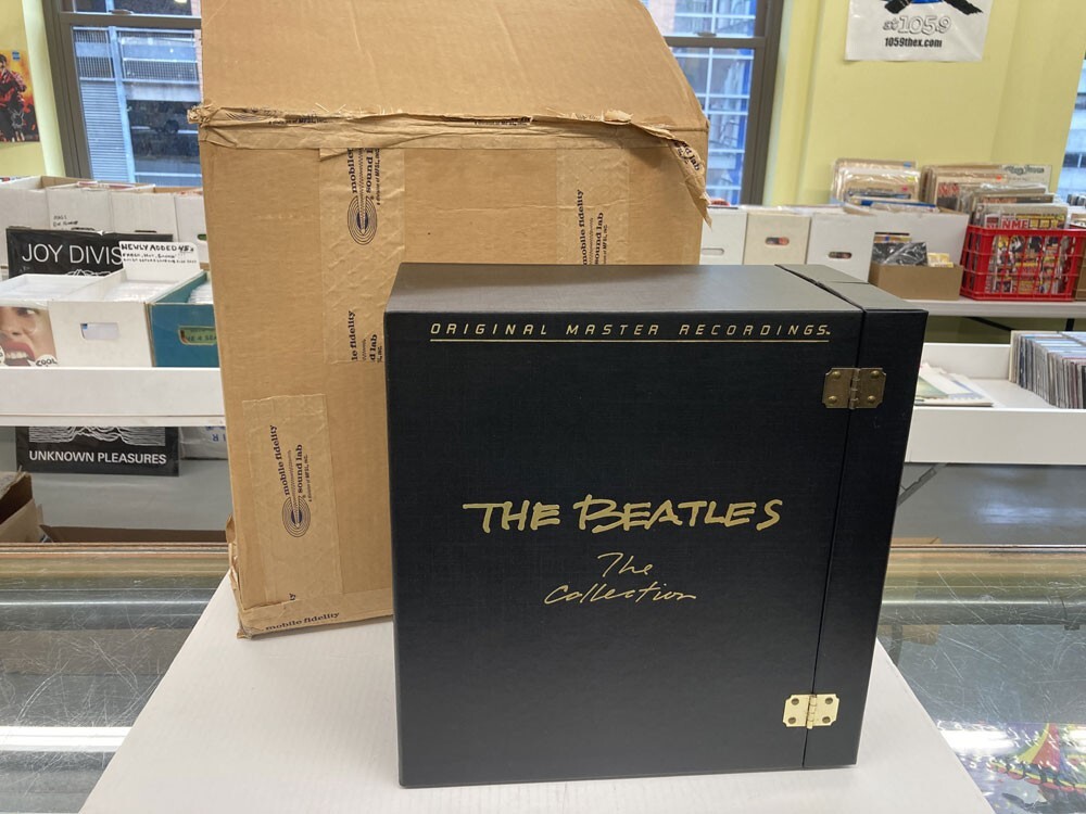 THE BEATLES MFSL 1982 #13,994 BOX SET VINYL 9.0, SLEEVE 9.0