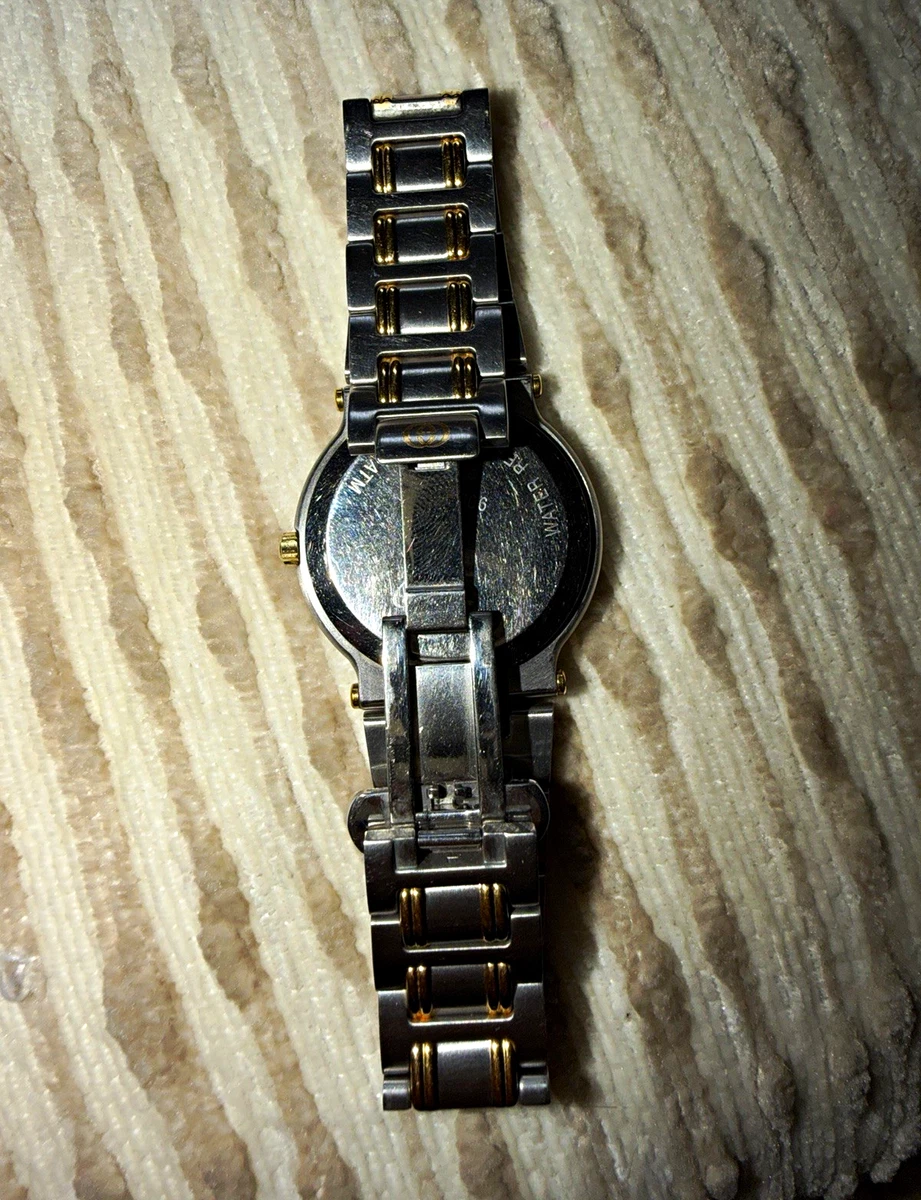 Gucci 9000L Wristwatches Just Listed 2026