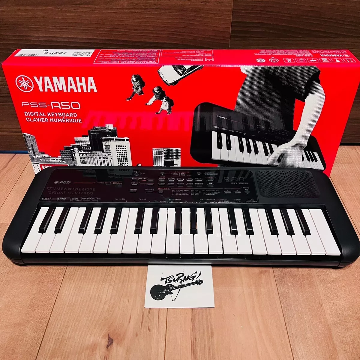  Yamaha Mini-key Portable Keyboard PSS-A50 : Musical