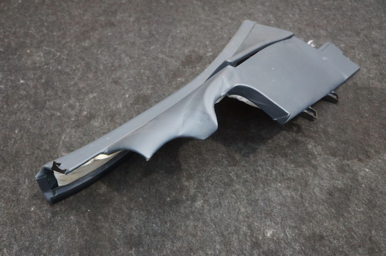 Rear Right Lower Quarter Panel Trim NY83-311A64-EAW Aston Martin Dbx 707 20-24