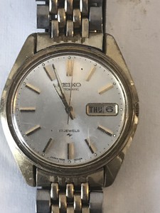 seiko automatic 17 jewels gold watch