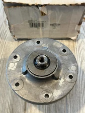 Briggs & Stratton OEM Arbor Assembly | 84003172 Snapper