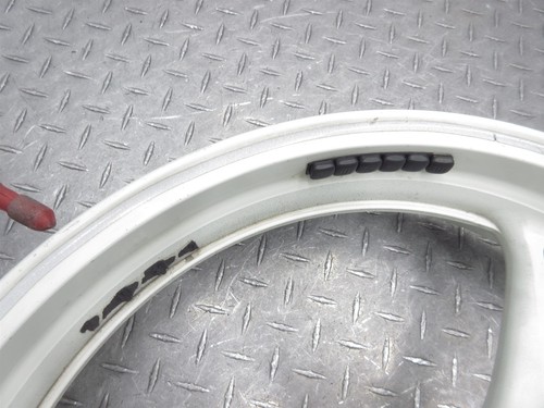 2008 08-09 Suzuki GSXR 600 GSXR600 Front Wheel Rim 17x3.5 Straight True Video - Picture 13 of 19
