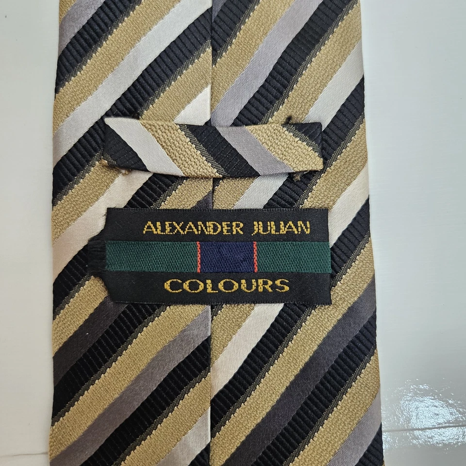 Corbata de Colección Años 90 ALEXANDER JULIAN COLORES para Hombre 100% Seda Dorado Negro Rayas 3.8" Foto 4 de 4