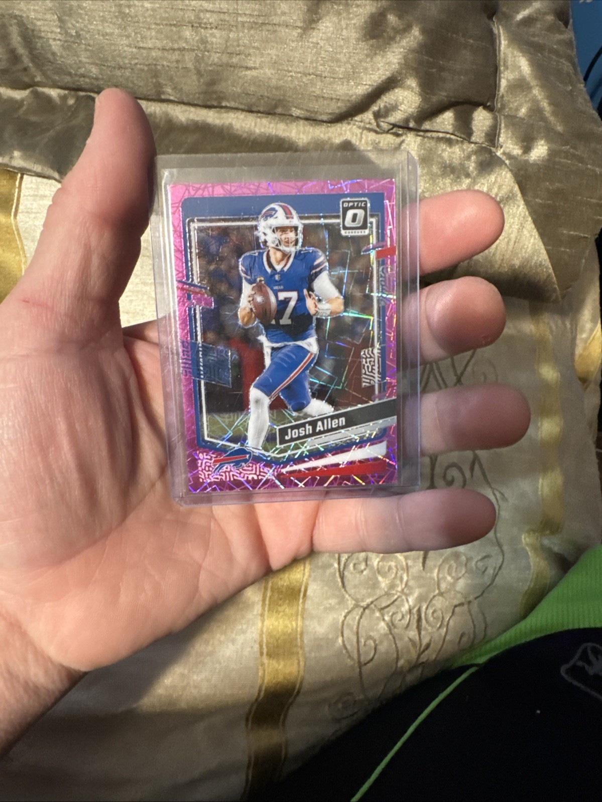 2023 Panini Donruss Optic - Josh Allen #22 Pink Velocity Prizm 72/79