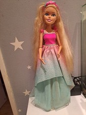 Barbie Riesig