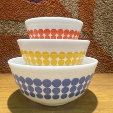Vintage Vintage Pyrex Primary Colors Dot Nesting Mixing Bowls Set 401 402 403