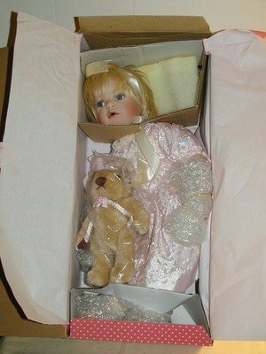 paradise galleries pretty in pink