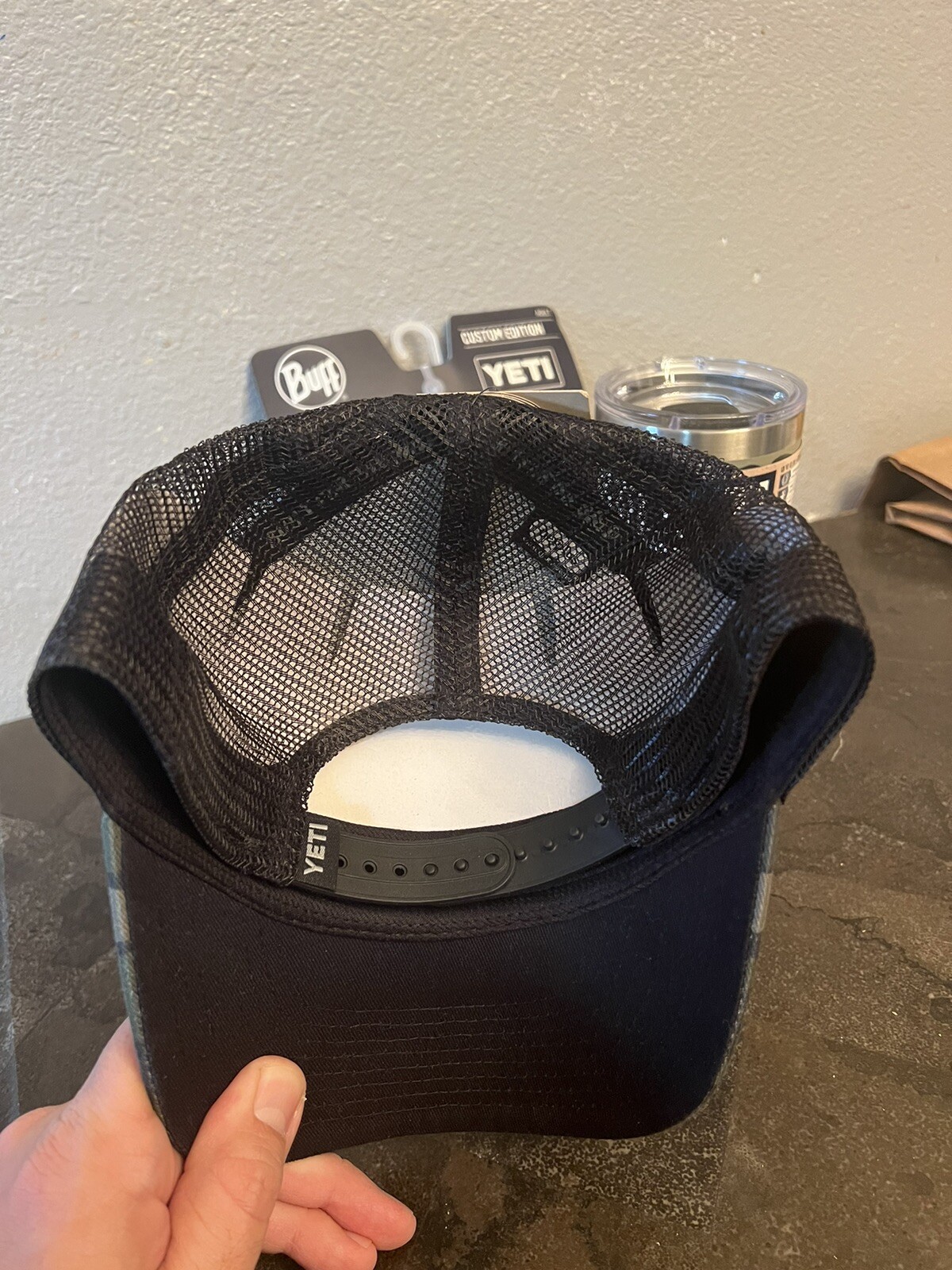 YETI 20 Oz Rambler with Magslider + Full Camo Duck OG Hat Cap + YETI