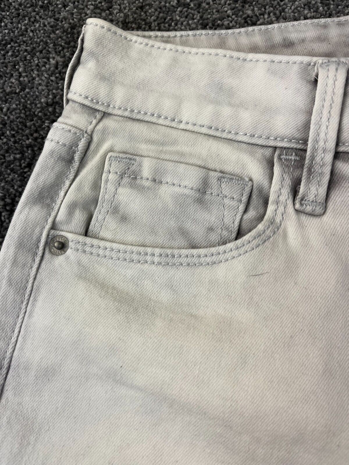 Picture 3 of 10