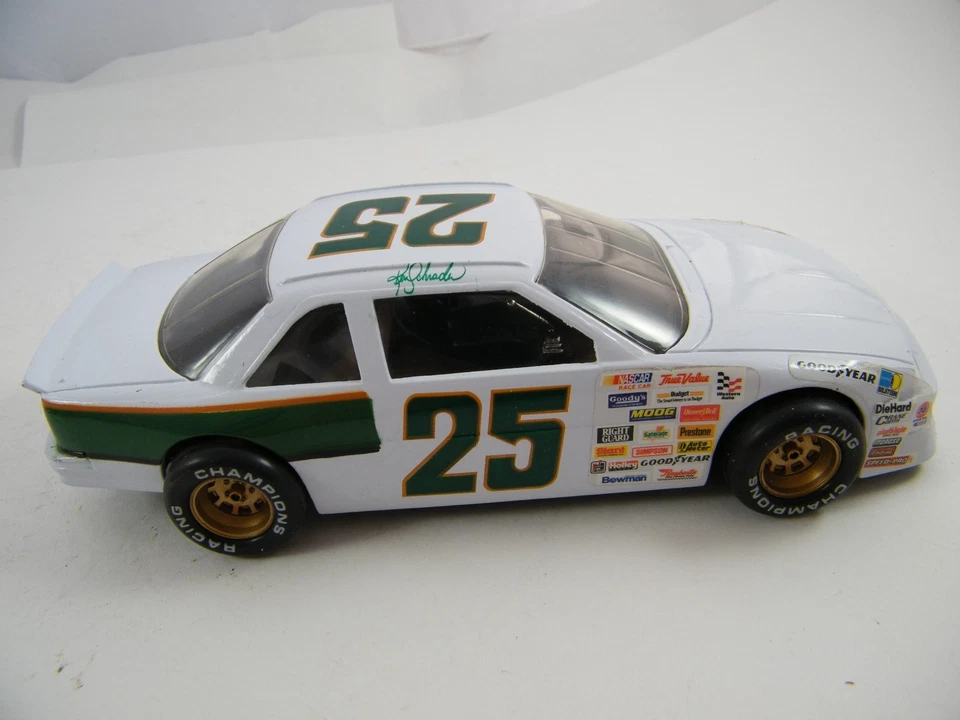 KEN SCHRADER ~ CARRERAS #25 ~ TRANSPORTADOR Y COCHES Foto 3 de 4