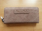 Foto 1 di 4