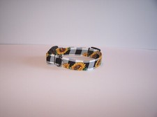Wet Nose Designs Cheerful  Bright Sunflower Plaid Dog Collar Floral Flowers