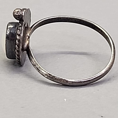 Mother Of Pearl Ring Dainty Handmade Sterling Silver Sz 5 - Picture 4 of 9