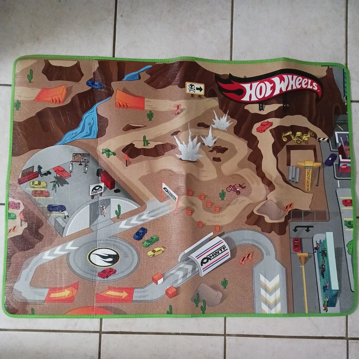 Hot Wheels Car Floor Play Mat Carpet 36 x 48 Desert Construction