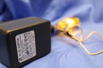 Netzteil Stromadapter AC-DC Adaptor IP 44 15 V out