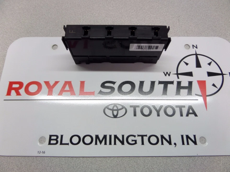 Relé de integración Toyota Tundra Sequoia genuino OEM OE Foto 3 de 4