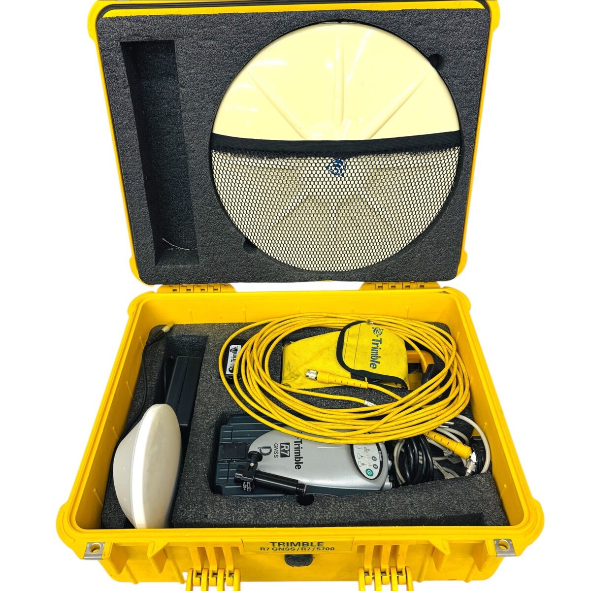 Trimble Model R7 GNSS/GPS Receiver Systems with Accessories Trimble Model R7 GNSS/GPS Receiver Systems with Accessories