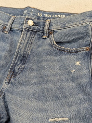 NWT GAP Teen 90's Loose Distressed Denim Jeans Shorts Jorts Sz 16 Light Wash - Picture 2 of 15