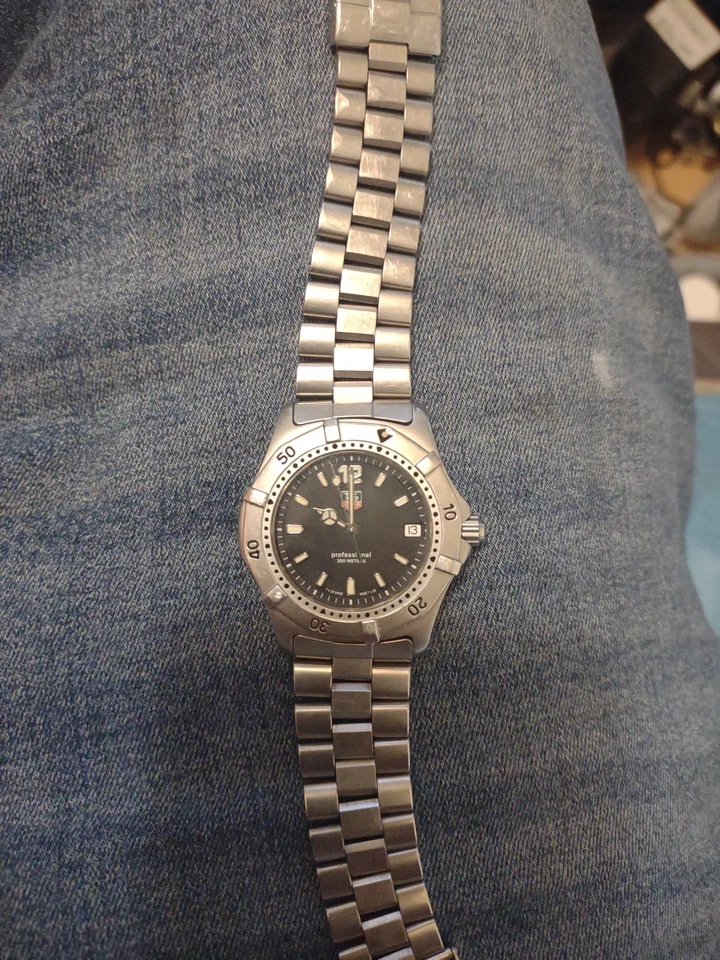 Reloj Tag Heuer Hombre Serie 2000 Negro WK1110 Profesional Plateado. Foto 3 de 3