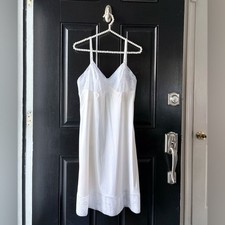 VTG Vanity Fair White Nylon Lace Underlay Full Slip Size 38
