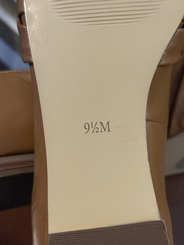 Talbot Womens Size 9.5 Tan Classic Loafer - Work Or Dress Shoe Flats - Picture 13 of 13