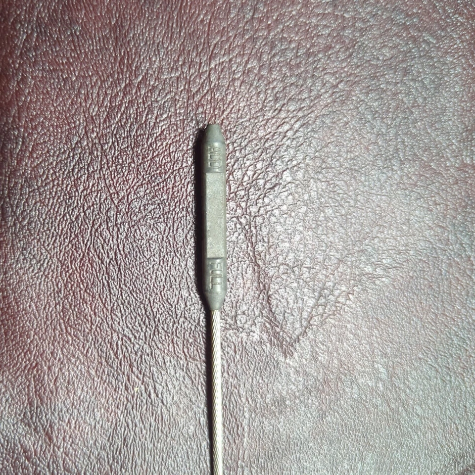 Varilla de medición de aceite de motor NOS Chevrolet Express 2500/3500 P30 GMC Savana 2500 P3500 Foto 4 de 4