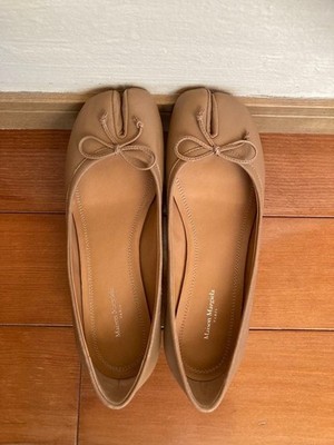 Maison Margiela Tabi Ballet Flats Beige Leather Heeled Shoes EU 37.5 Italy
