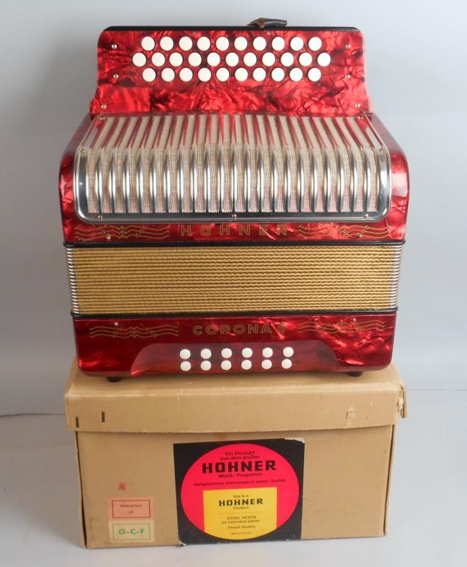 HOHNER DIATONIC ACCORDION CORONA 11 RED PEARL IN ORIGINAL BOX SLIGHTLY USED