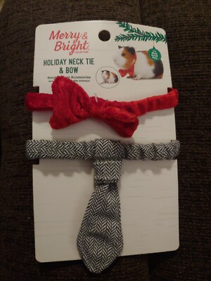 Small Pet Merry and Bright Collection Holiday Neck Tie and Bow Guinea Pig 