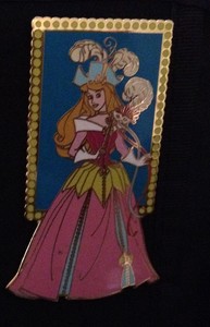 Disney-Auctions-Mardi-Gras-Sleeping-Beauty-Aurora-LE-500-Pin-Rare-amp-HTF