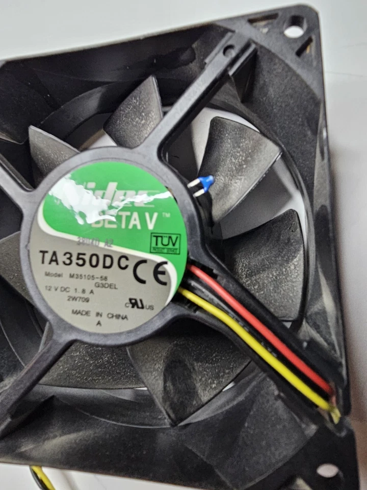 NIDEC VA350DC V35208-35 1B 9038 9CM 12V 1.1A 4-wire PWM cooling fan Untested - Image 3 of 4