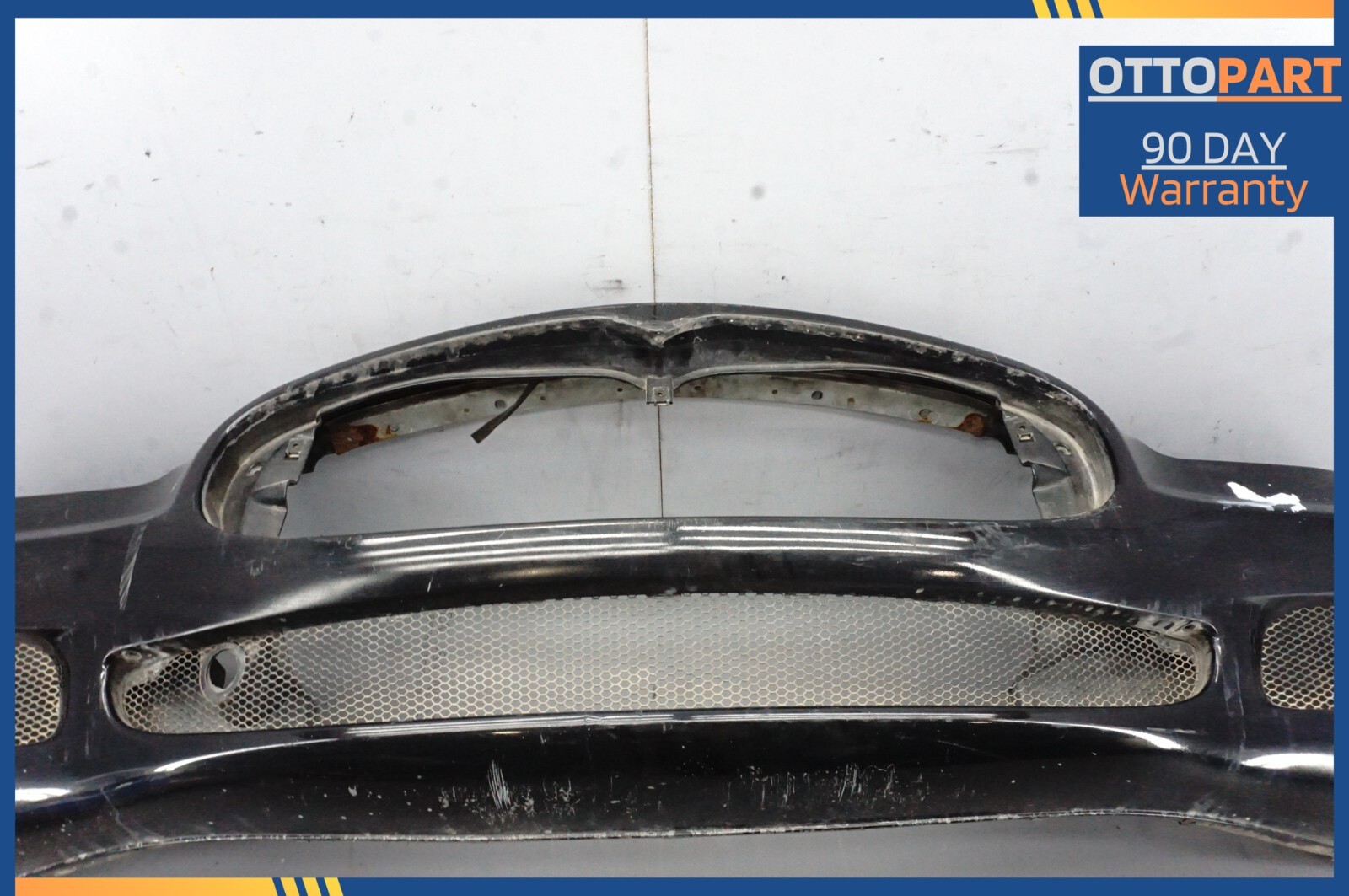 2003-2008 Maserati Quattroporte M139 Front Bumper Cover W/pdc Sensors LOT529 OEM
