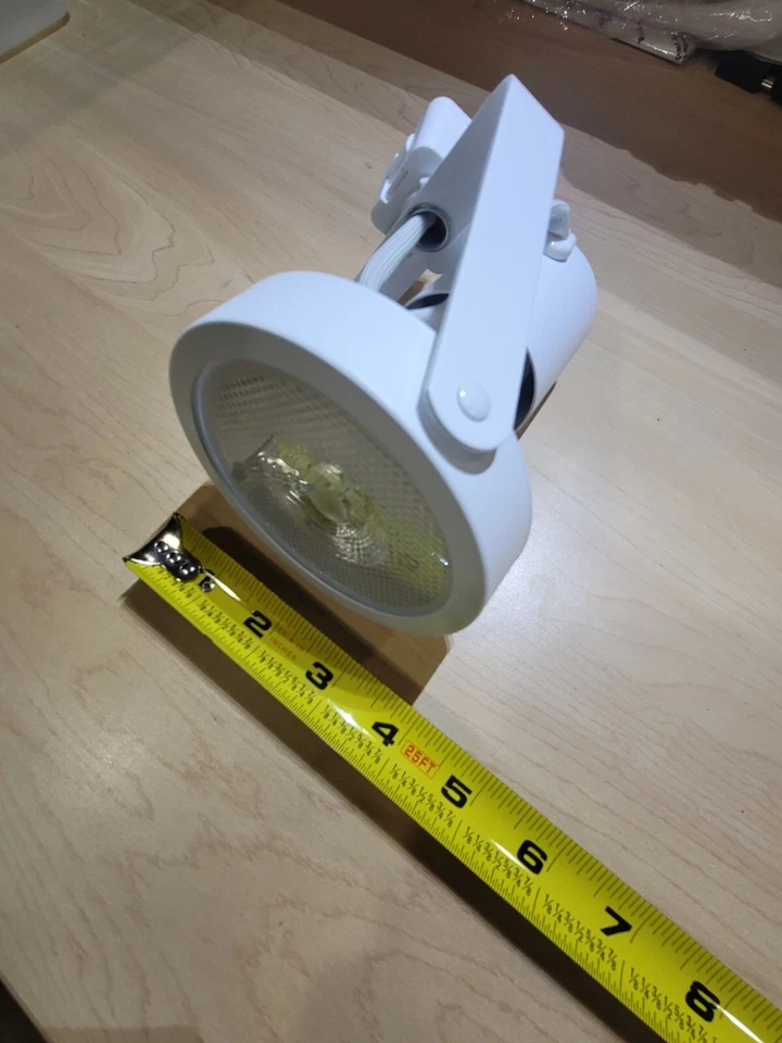 5 Cree Essentia Light Track Lighting White Frosted Glass Sylvania LED Bulb CGR3R - Image 2 of 4