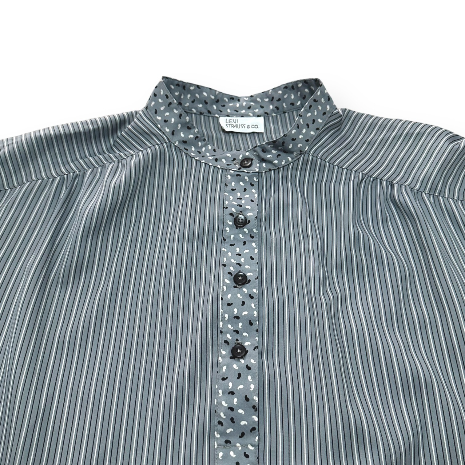 Vintage LEVI'S STRAUSS & CO Pinstripe Popover Shirt Roll Tab Sleeve Gray Relaxed image 3