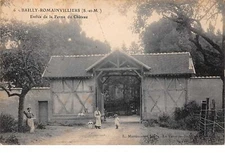 77. n° 105025 .bailly romainvilliers .entree de la ferme du chateau .
