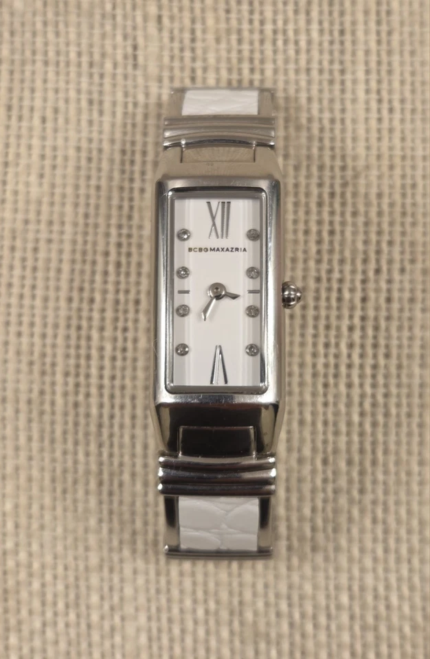 Lujoso marcadores de esfera de acero inoxidable BCBG MAXAZRIA para damas BG8007 8 diamantes Foto 2 de 4