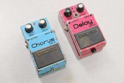WORKING Boss CE-2 Chorus 1980 With 3007 Chip WITH (BOSS DM-2 DELAY (NOT WORKING)