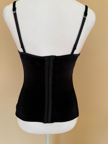 Victoria's Secret Sexy Little Things - Corsetto in pizzo e velluto nero/viola - 34C - Foto 10 di 13