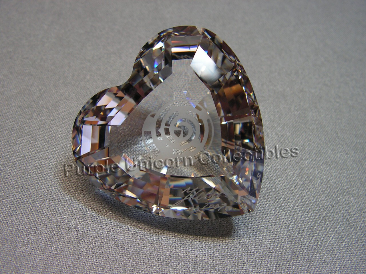 Swarovski Crystal SCS 2007 Community Event Clear Heart Signed By Designer 896979