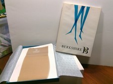 Boxed Set of 2 Pairs of Berkshire Stockings Agilon Stretch Natural Nude - NOS