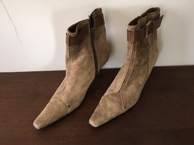 Casadei Womens Tan Suede Boots Sz 38 or 9 B