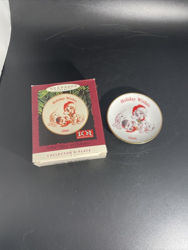 HALLMARK 101 DALMATIANS HOLIDAY WISHES 1996 CHRISTMAS  DISNEY PLATE ORNAMENTS